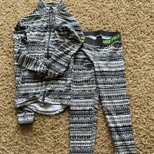 Nike pro set